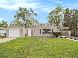 1635 S Harris Rd, Ypsilanti, MI 48198