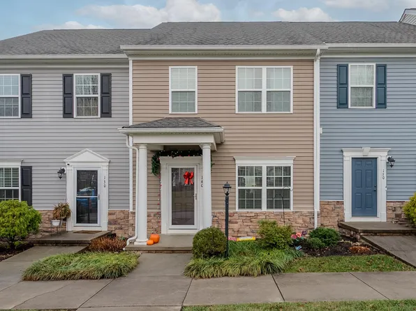 140 Phoenix Blvd NW, Christiansburg, VA 24073