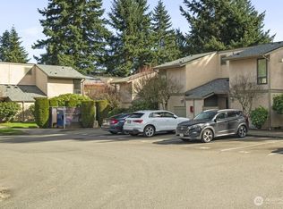 10045 NE 138th Place #E5, Kirkland, WA