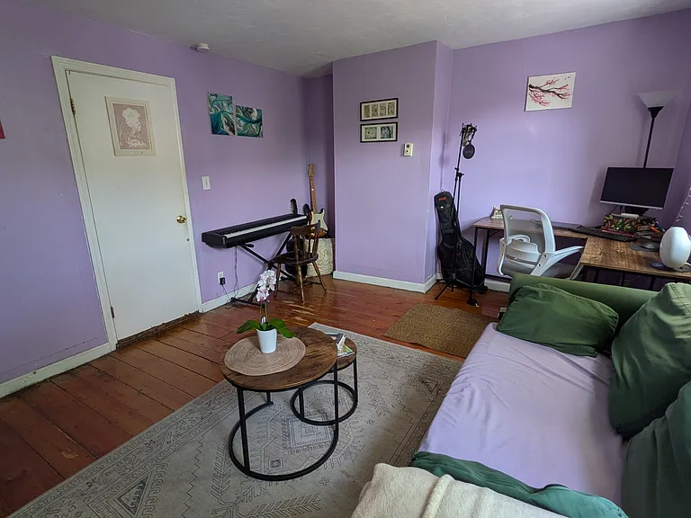 40 Bristol St — Photo 2