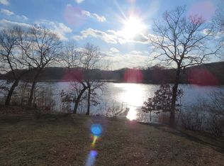 189 Kitemaug Rd, Uncasville, CT 06382