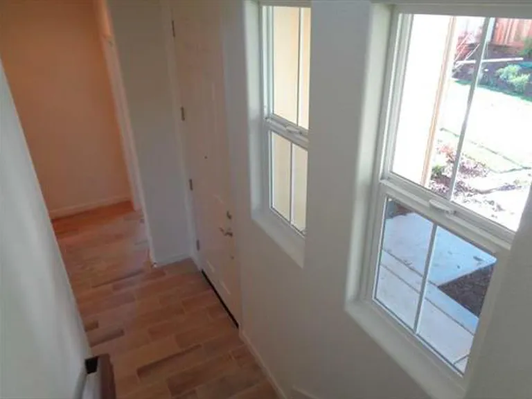 1053 S Burns Pl — Photo 15
