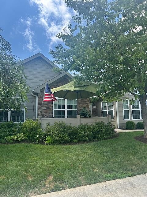 2nd image of 5438 Orchard Villas Cir