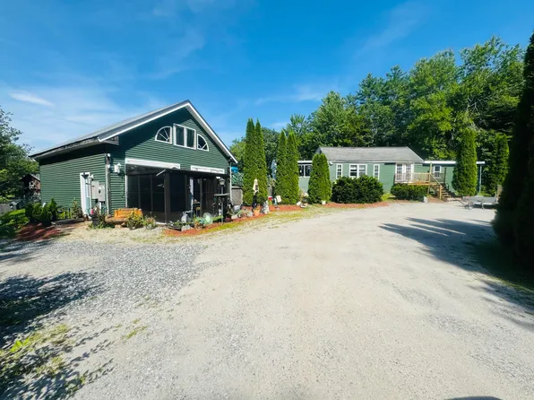 19 Meadow Road, Casco, ME 04015
