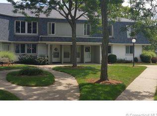 18 Chapel St C #C, Milford, CT 06460
