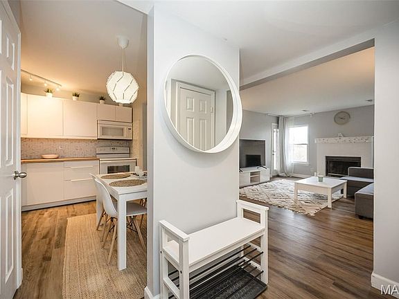 3rd image of 2303 Kratky Rd APT B