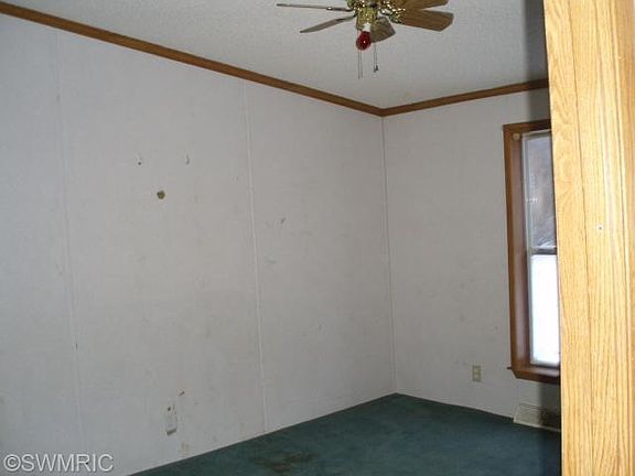 5th image of 835 Blue Star Hwy