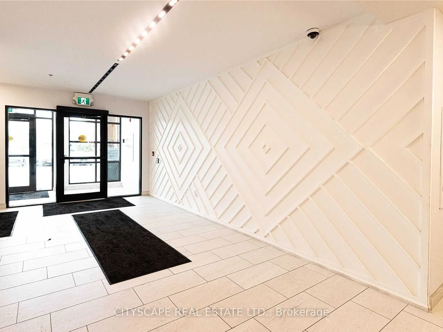 2 bed, $3,000 — Photo 2