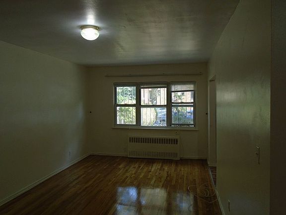 4th image of 7904 150th St #1