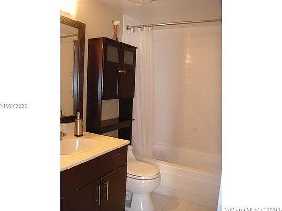 3rd image of 850 N Miami Ave APT 1207
