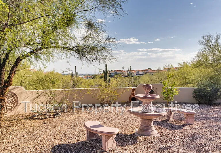 3901 N Vista De La Cima — Photo 41