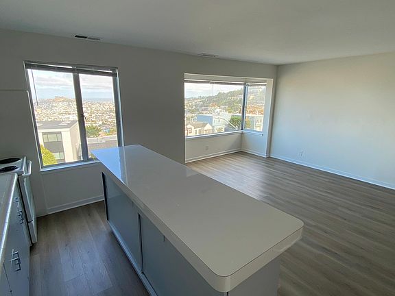 3rd image of 801 Corbett Ave APT 22