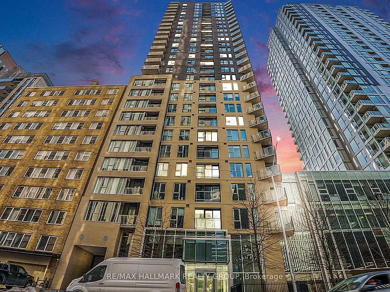 40 Nepean St #1502 — Photo 1