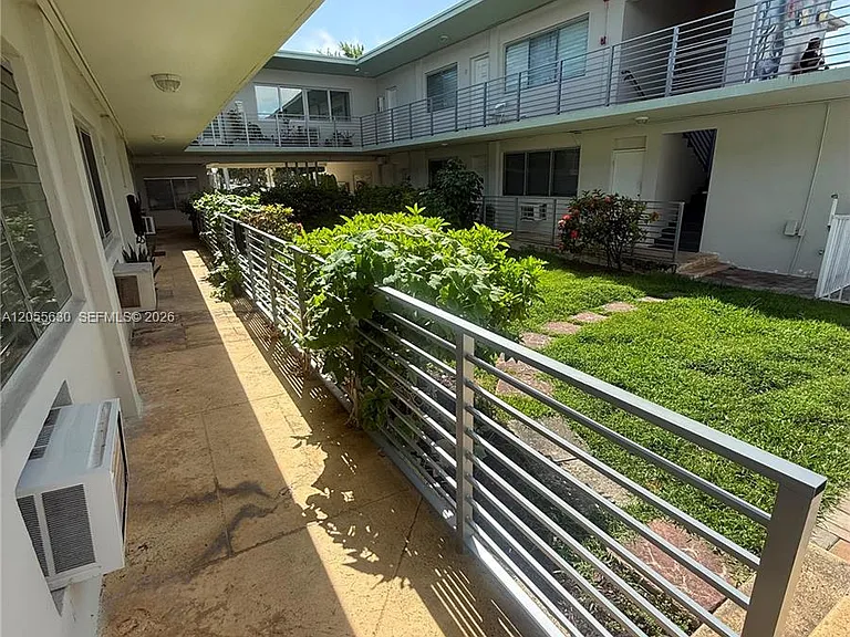 2250 Bay Dr #4 — Photo 13