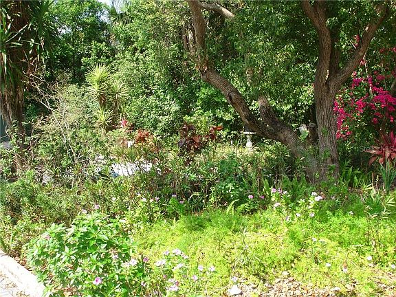 4th image of 3001 Boca Ciega Dr N