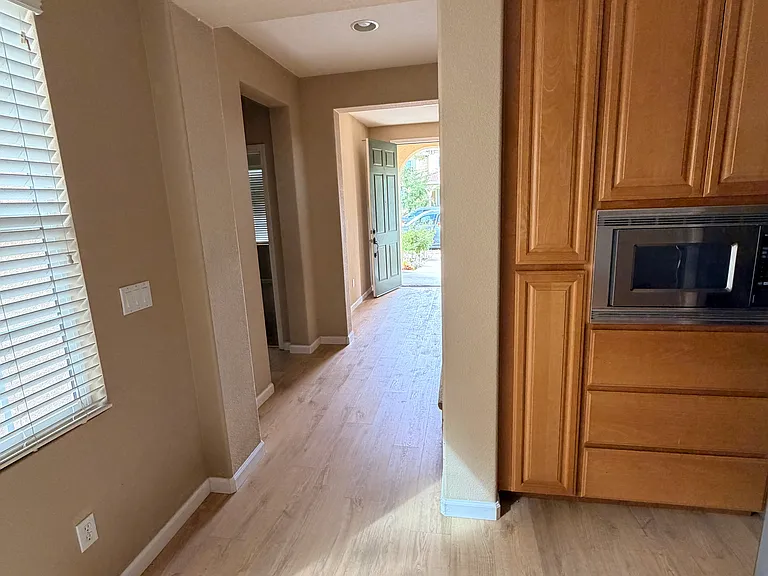 702 N San Marcos Dr — Photo 31