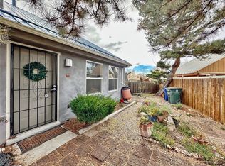 1097 Willow Way, Santa Fe, NM 87507