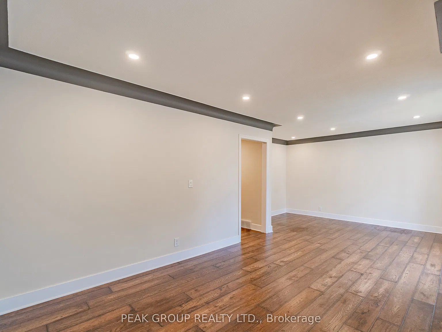 3 bed, $2,500 — Photo 4