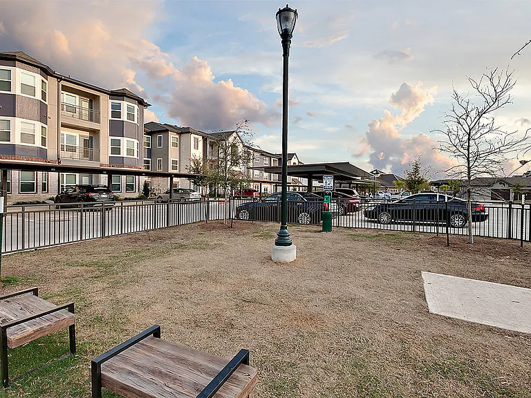 Ventana Plum Creek — Photo 35