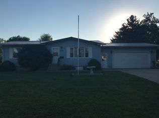 521 Center St, Centerville, SD 57014