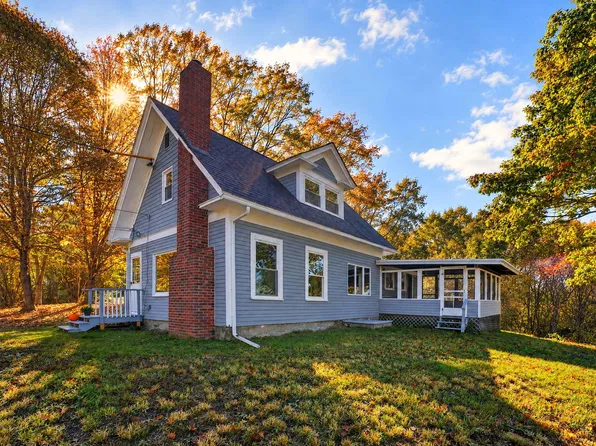 198 Ferry Road, Chelsea, ME 04330