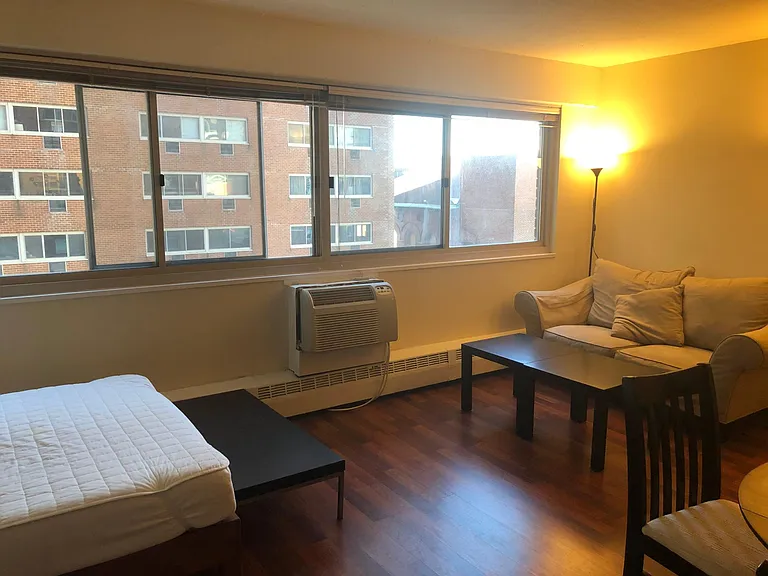 2101 Chestnut St #501 — Photo 4