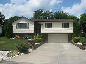 412 Dove Dr photo 1