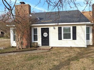 105 Garden Pl, Jacksonville, NC 28546