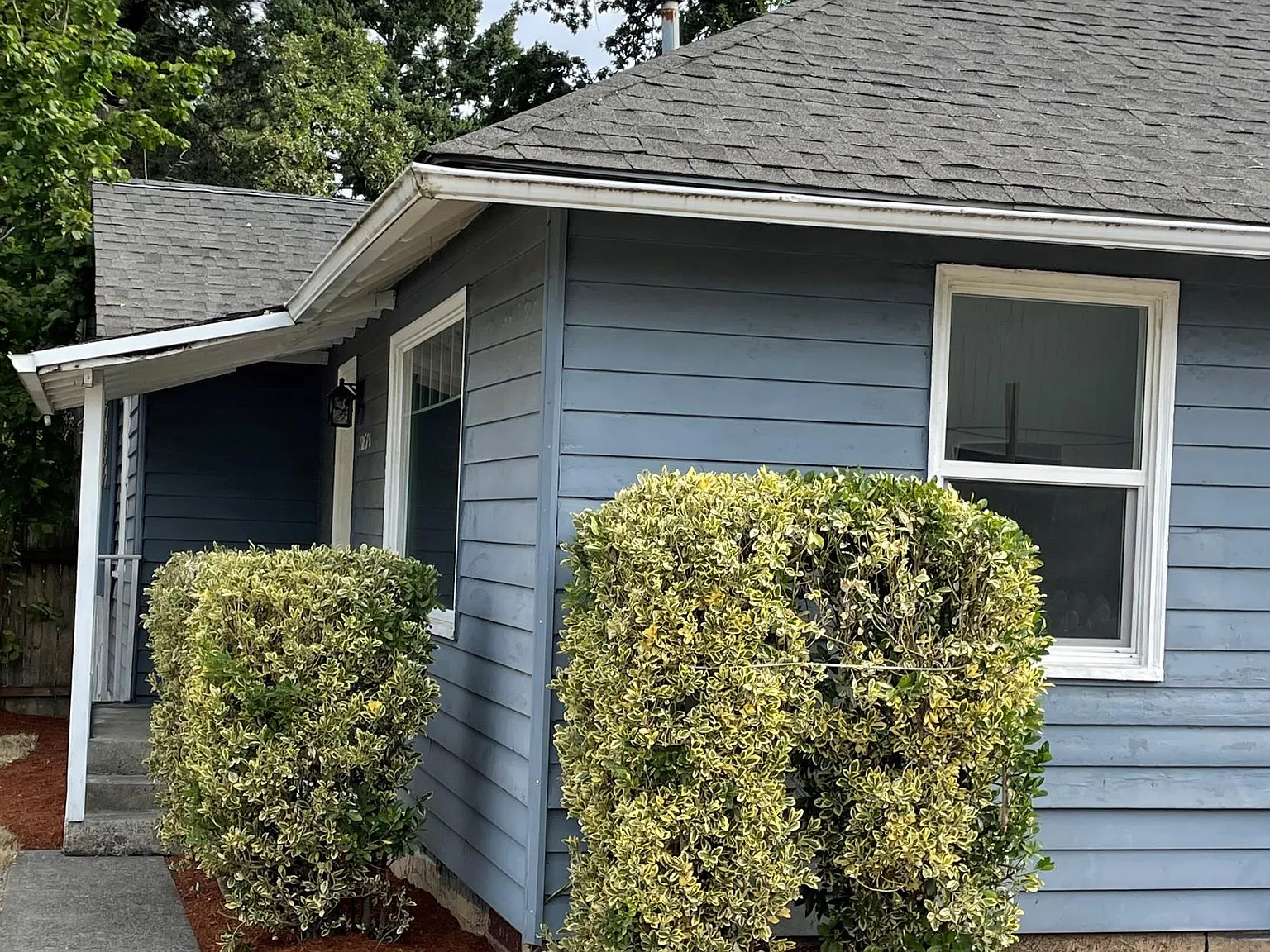 2 bed, 1000 sqft, $2,100 — Photo 2
