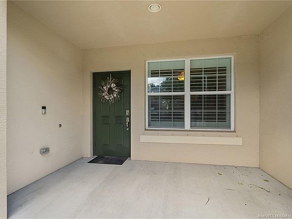 3rd image of 2810 NW Treviso Circle