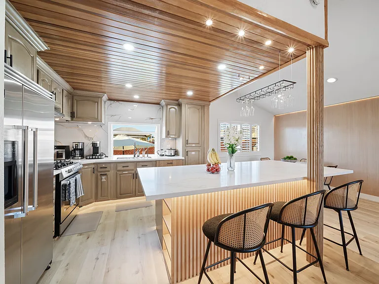 12246 Janet St — Photo 15