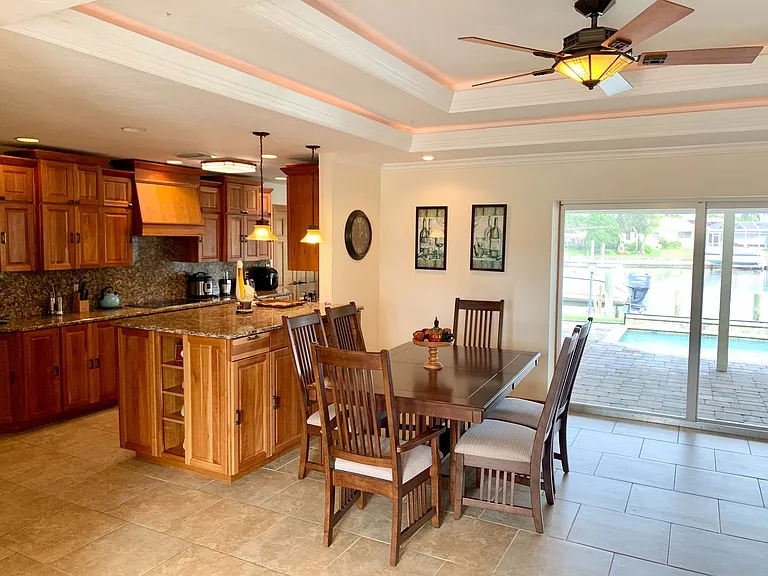 844 Pamela Dr — Photo 11