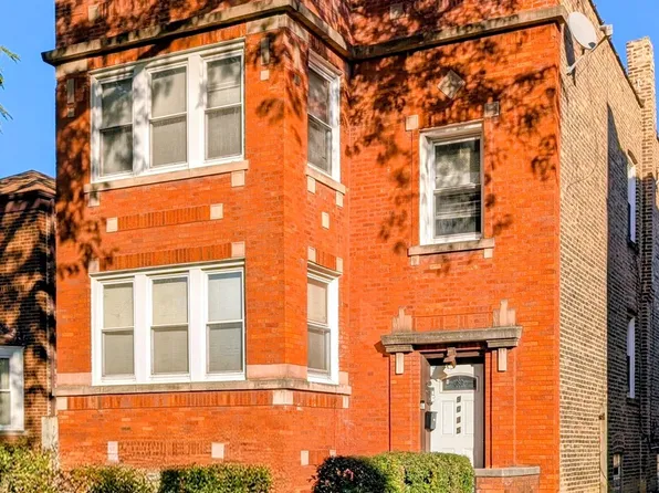 9035 S Bishop St, Chicago, IL 60620