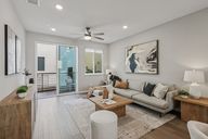 Kita Ln-S0710-006.jpg