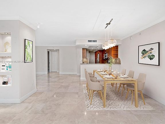 5th image of 10350 W Bay Harbor Dr #8AB