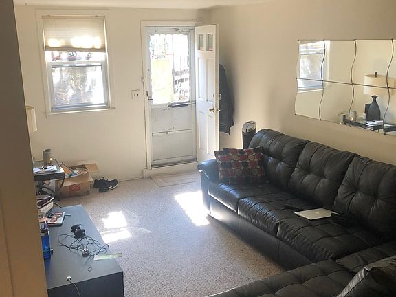 3rd image of 24054 68th Ave