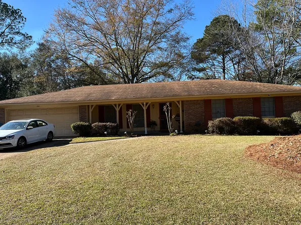 161 Pine Island Dr, Jackson, MS 39206