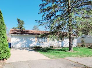 1009 S 18th St, Chesterton, IN 46304