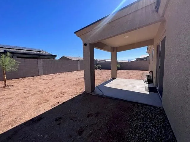 2843 E Luna Vis — Photo 30