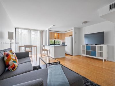 16919 N Bay Rd APT 317, Sunny Isles Beach, FL, 33160