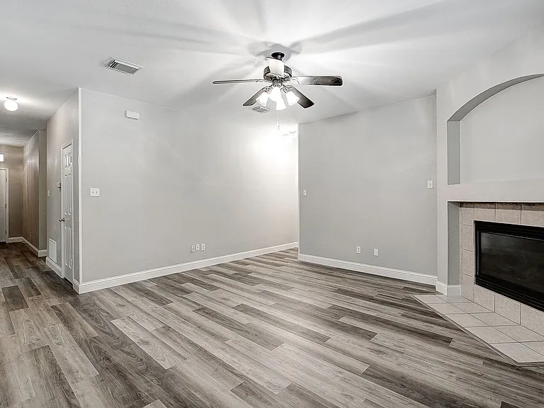 2504 Cypress Point Dr — Photo 12