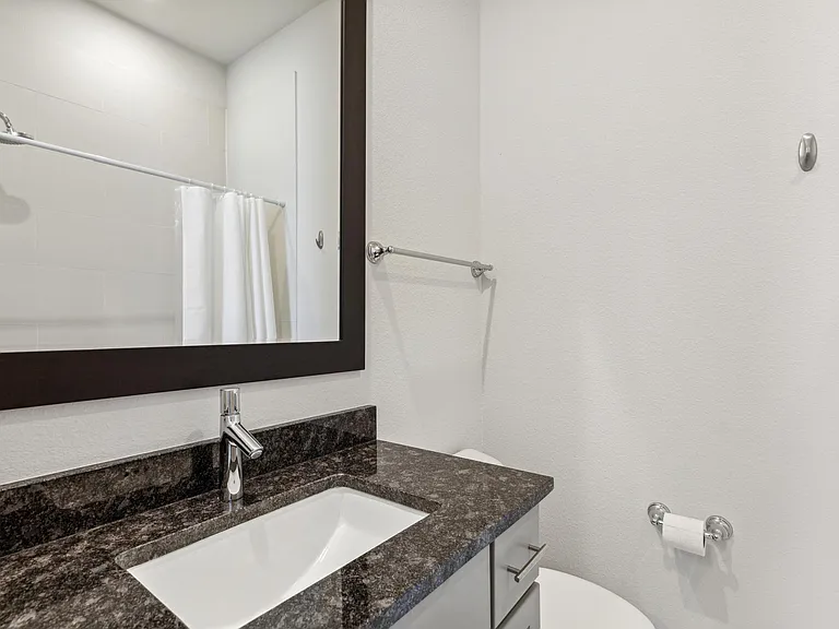 626 Dalton Ln — Photo 19