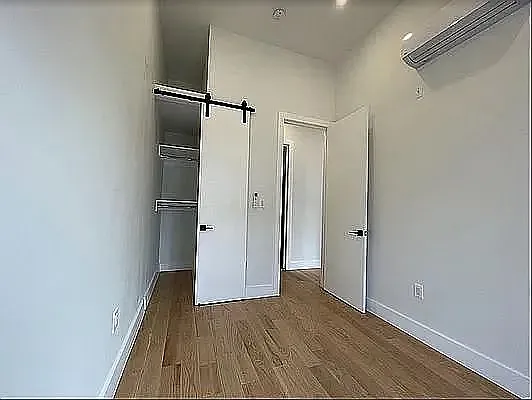 296 Leonard St #3 — Photo 10