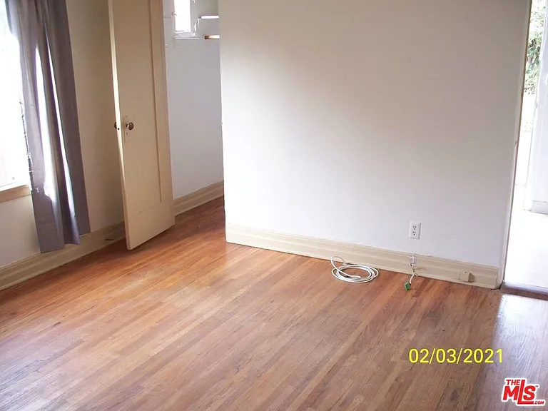 4354 Coolidge Ave — Photo 39