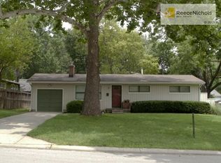 6010 W 76th Pl, Prairie Village, KS 66208