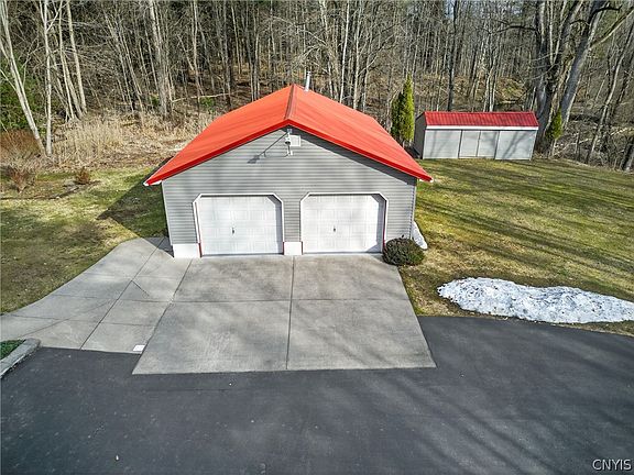 3rd image of 252 County Line Rd