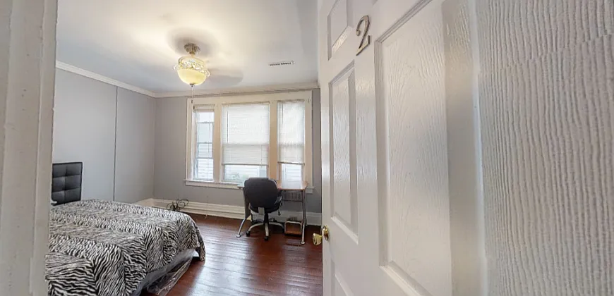 1322 Madison St - 1 — Photo 4