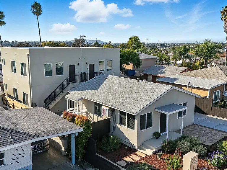 2850 Nye St — Photo 8