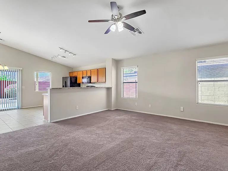 23827 W Yavapai St — Photo 4