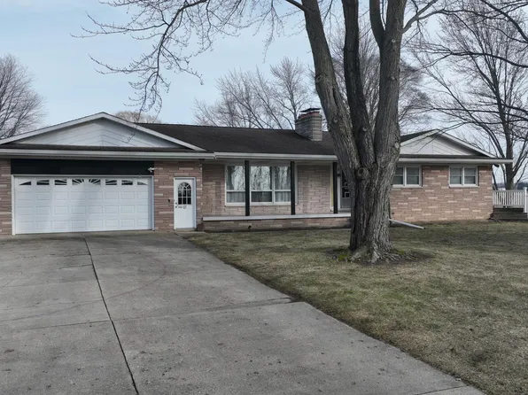 16513 Gasper Rd, Chesaning, MI 48616